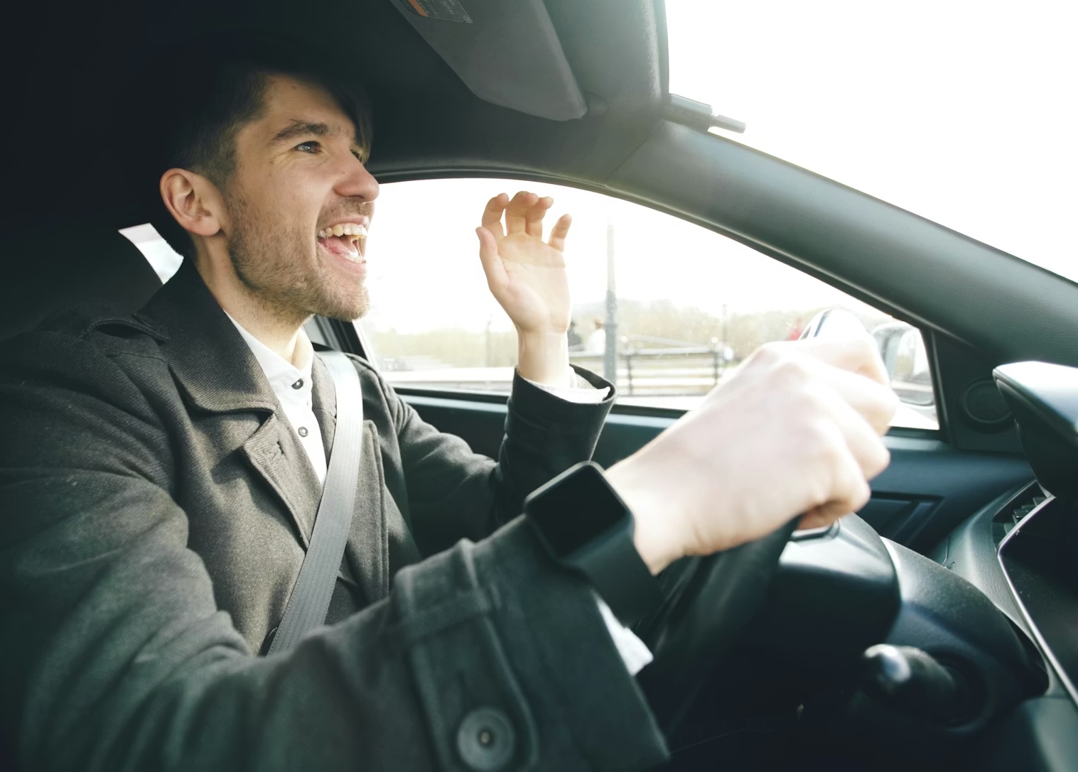 Conducteur au volant
